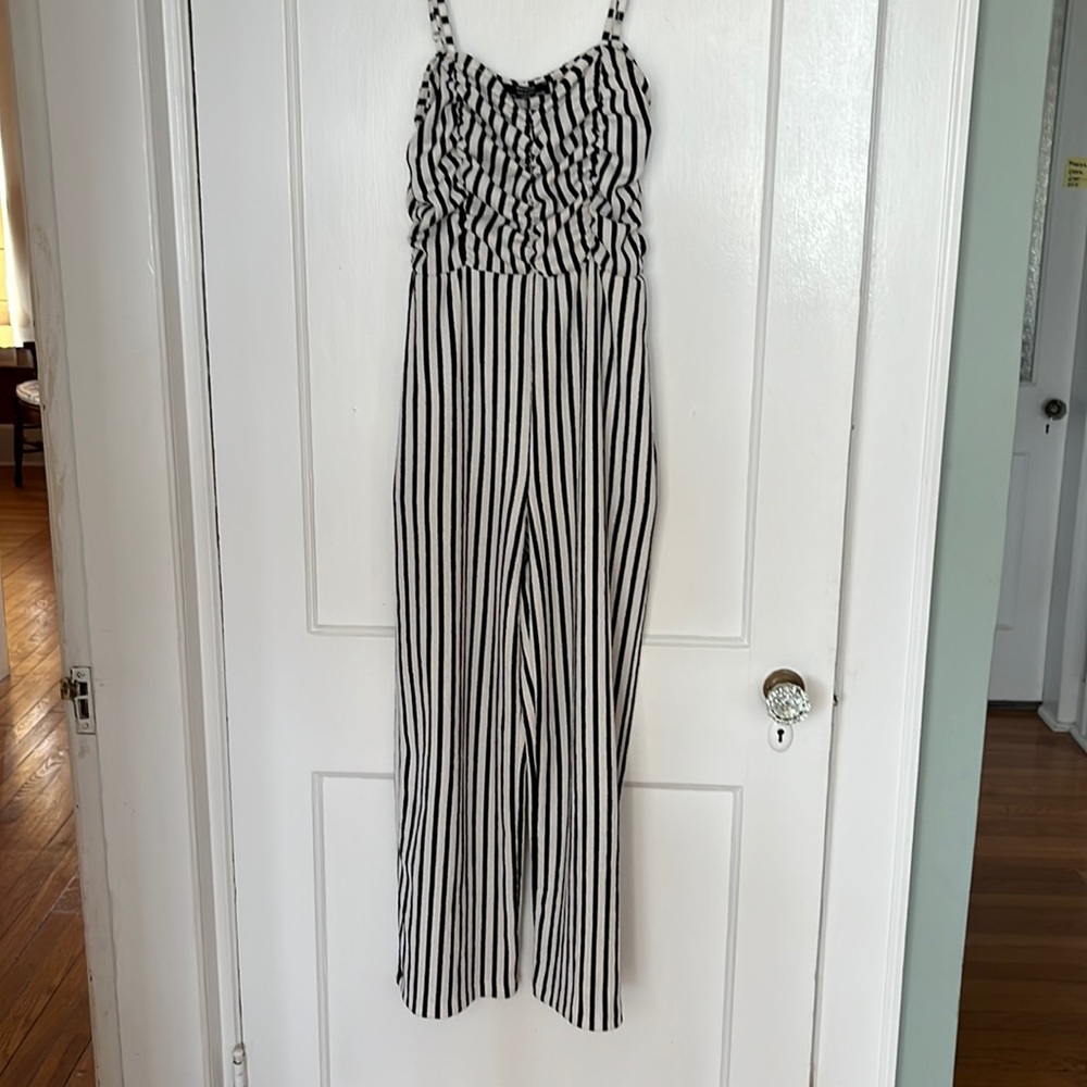 Ladies pantsuit/jumper